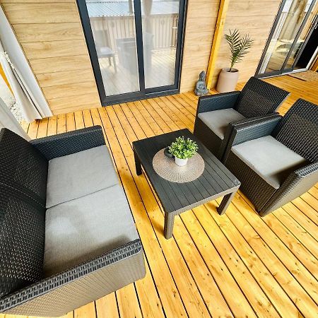 Villa Family Grand De Luxe Mobilhome Selce Exteriér fotografie