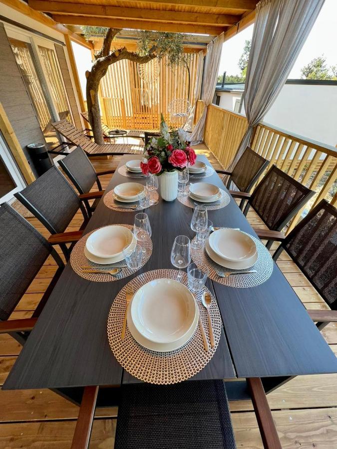 Villa Family Grand De Luxe Mobilhome Selce Exteriér fotografie