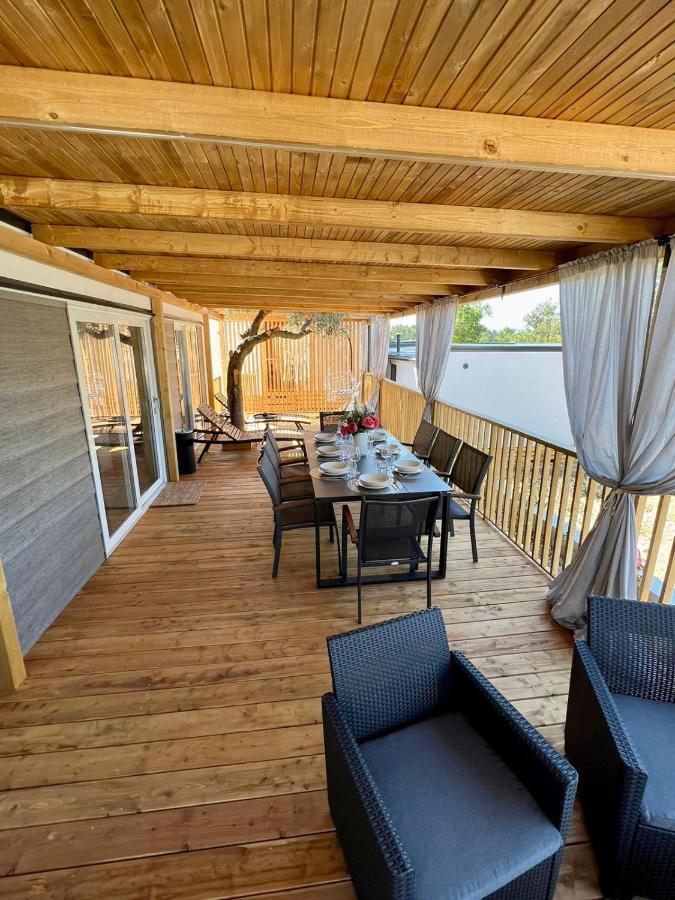 Villa Family Grand De Luxe Mobilhome Selce Exteriér fotografie