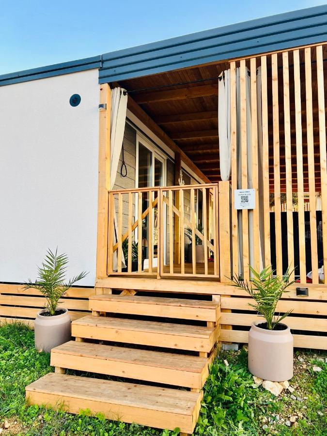 Villa Family Grand De Luxe Mobilhome Selce Exteriér fotografie