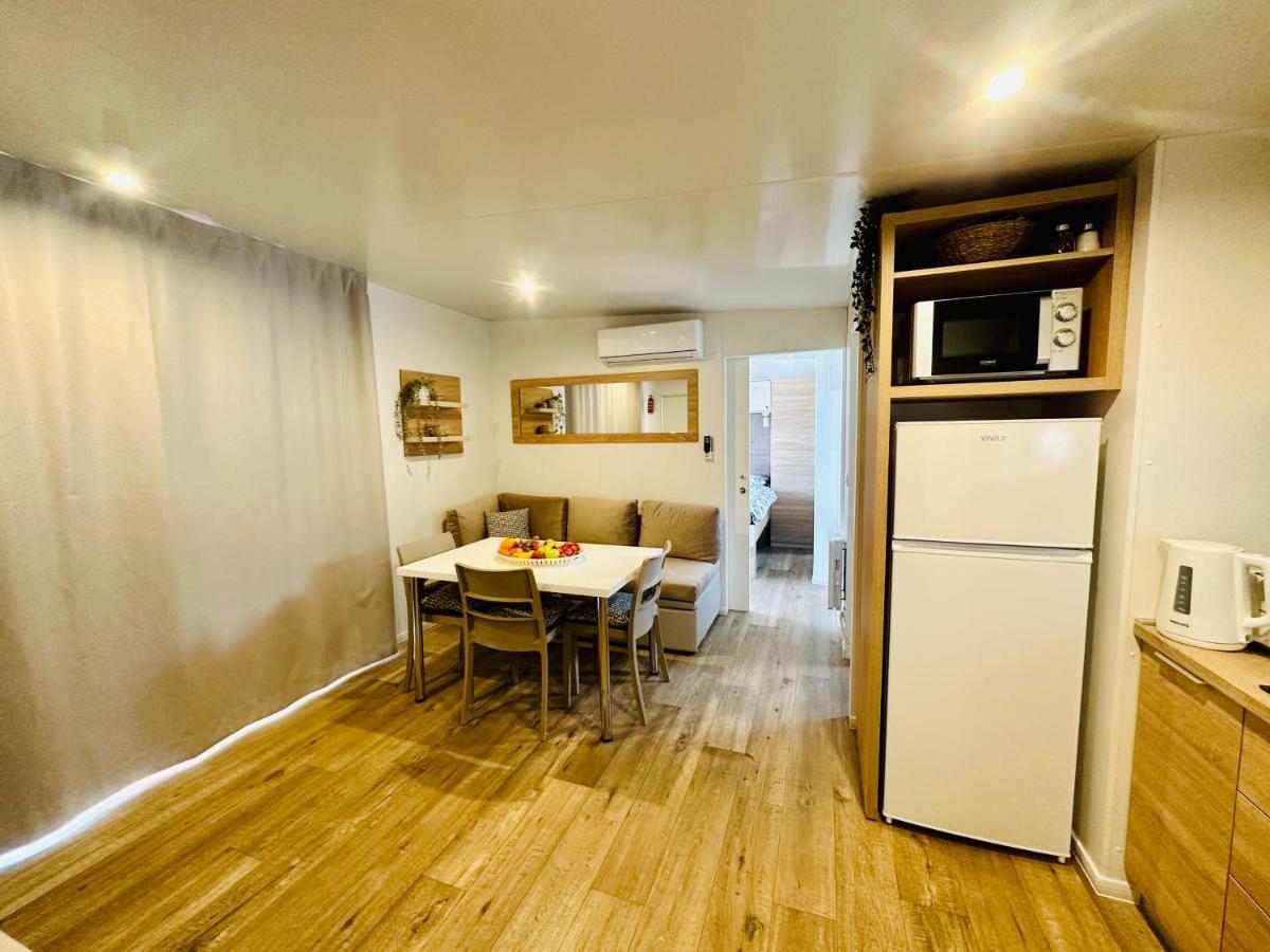 Villa Family Grand De Luxe Mobilhome Selce Exteriér fotografie